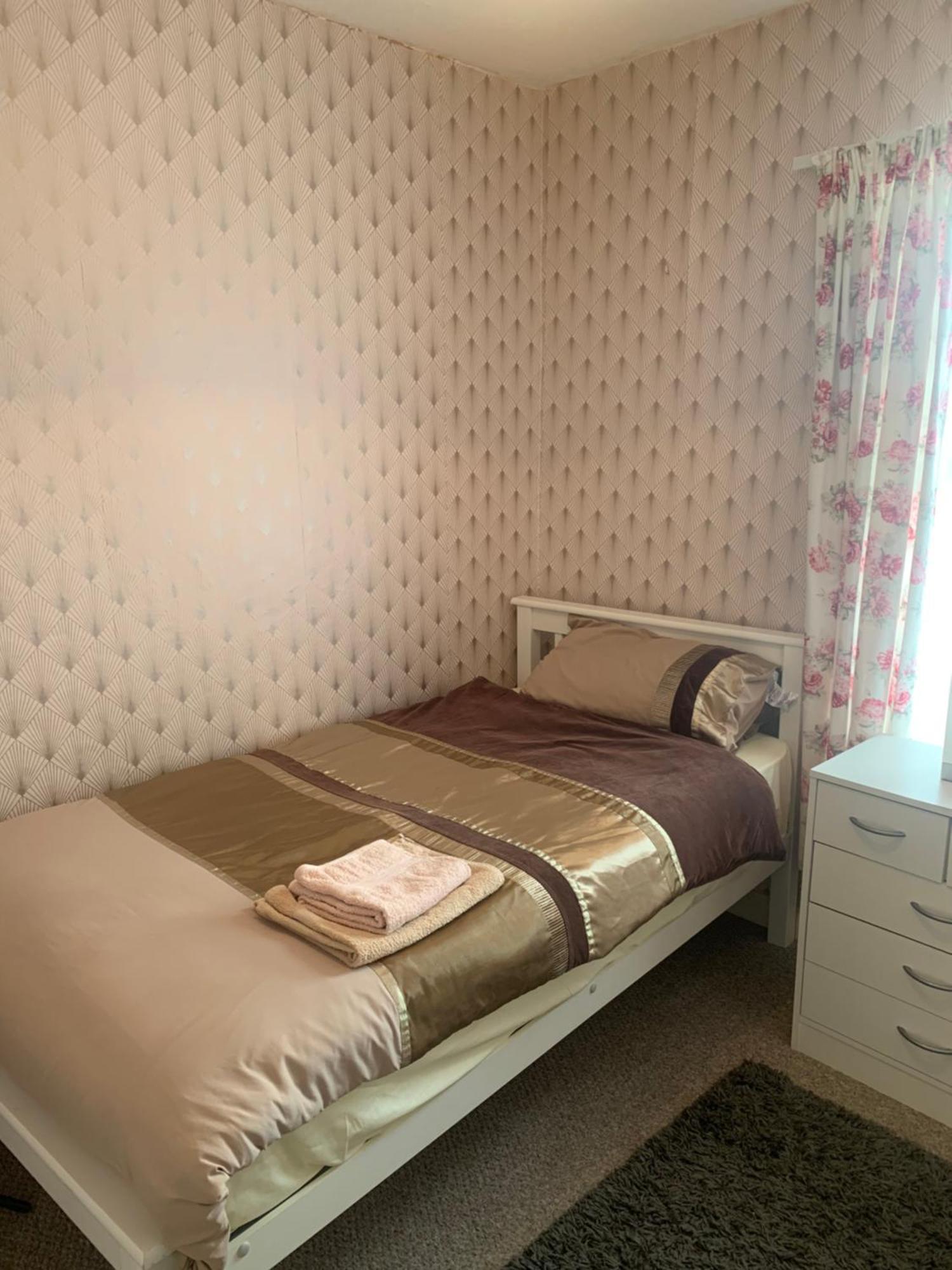 Room Only Guest Accommodation, Guest House Self Catering Bangor Eksteriør billede