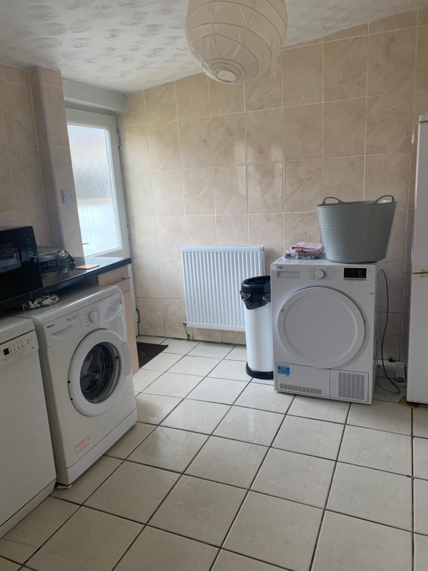 Room Only Guest Accommodation, Guest House Self Catering Bangor Eksteriør billede