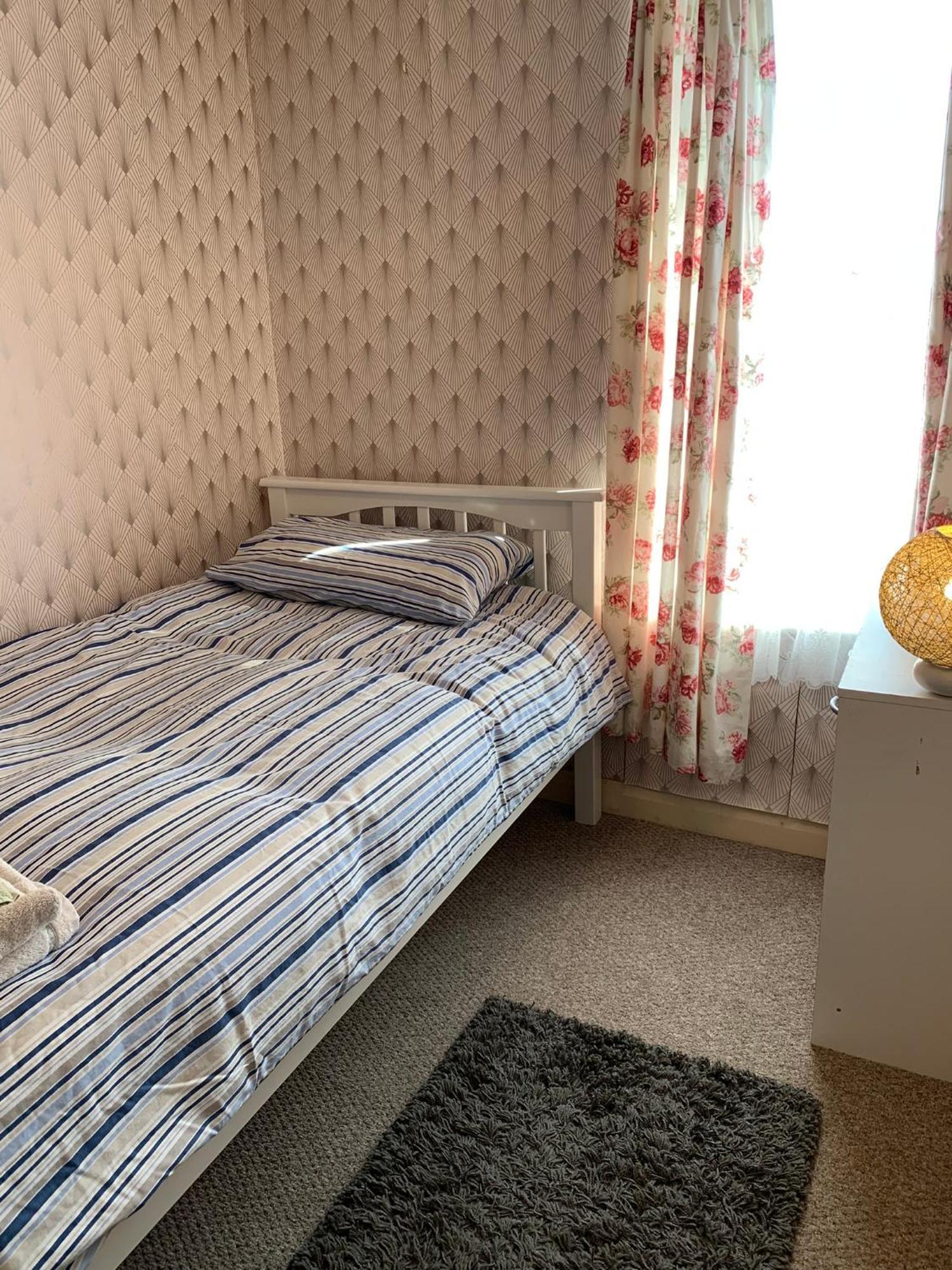 Room Only Guest Accommodation, Guest House Self Catering Bangor Eksteriør billede